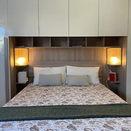 Bnbook Magico Apartament Dormelletto